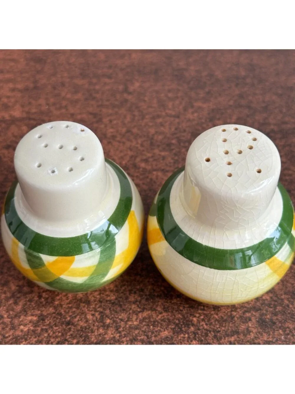 Vernon Kilns Gingham Salt Pepper Shakers Vintage Green Yellow Plaid Pottery